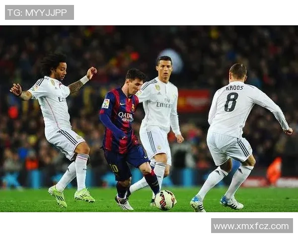 2025年全球足球球星排名:梅西、C罗与年轻新星的争夺战 2025年全球足球球星排名:梅西、C罗与年轻新星的争夺战